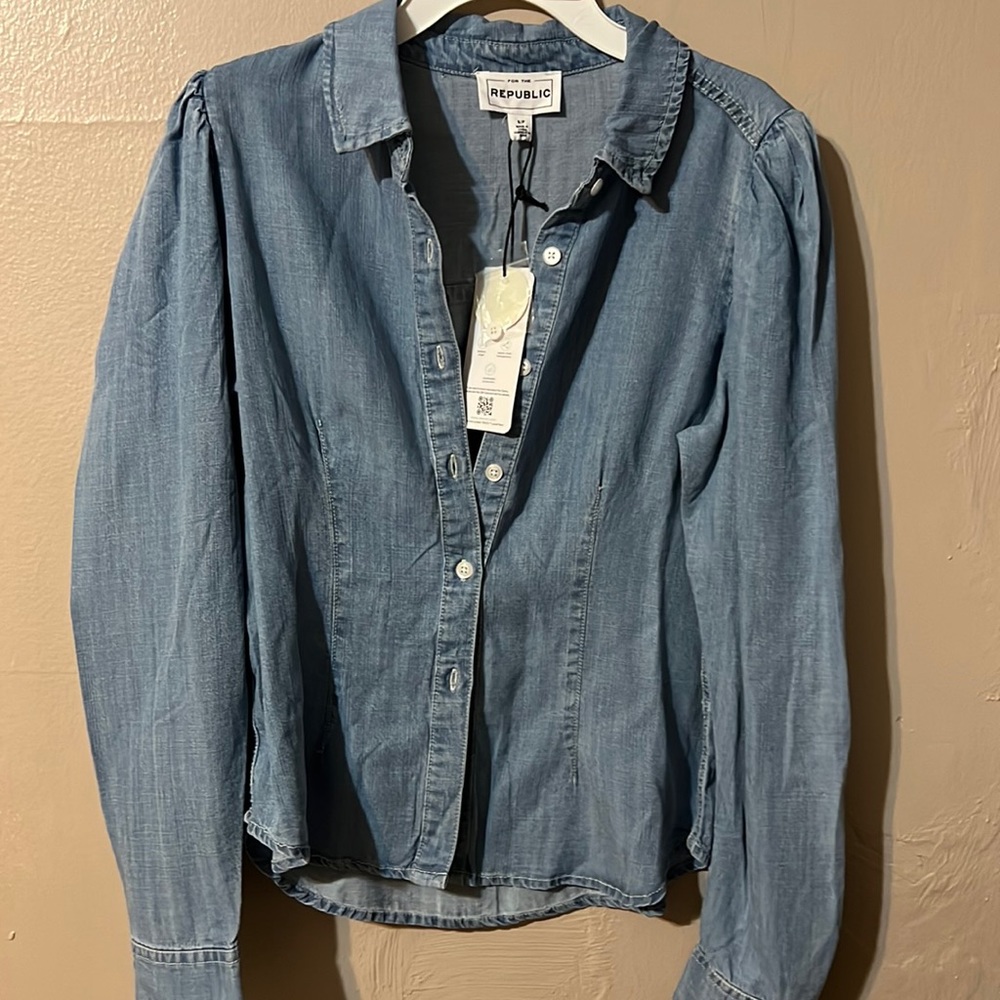 For The Republic women’s denim button up shirt size small